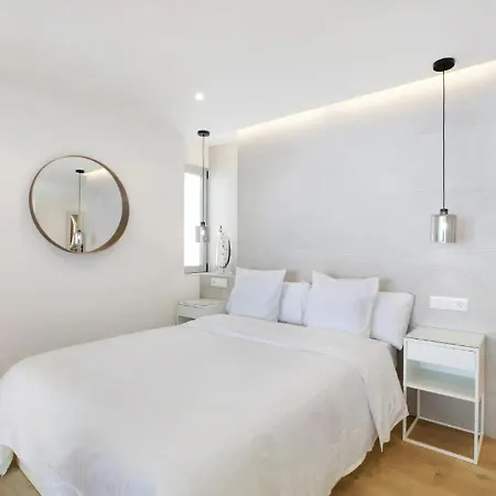 Luxury Loft El Roque 1 アパート